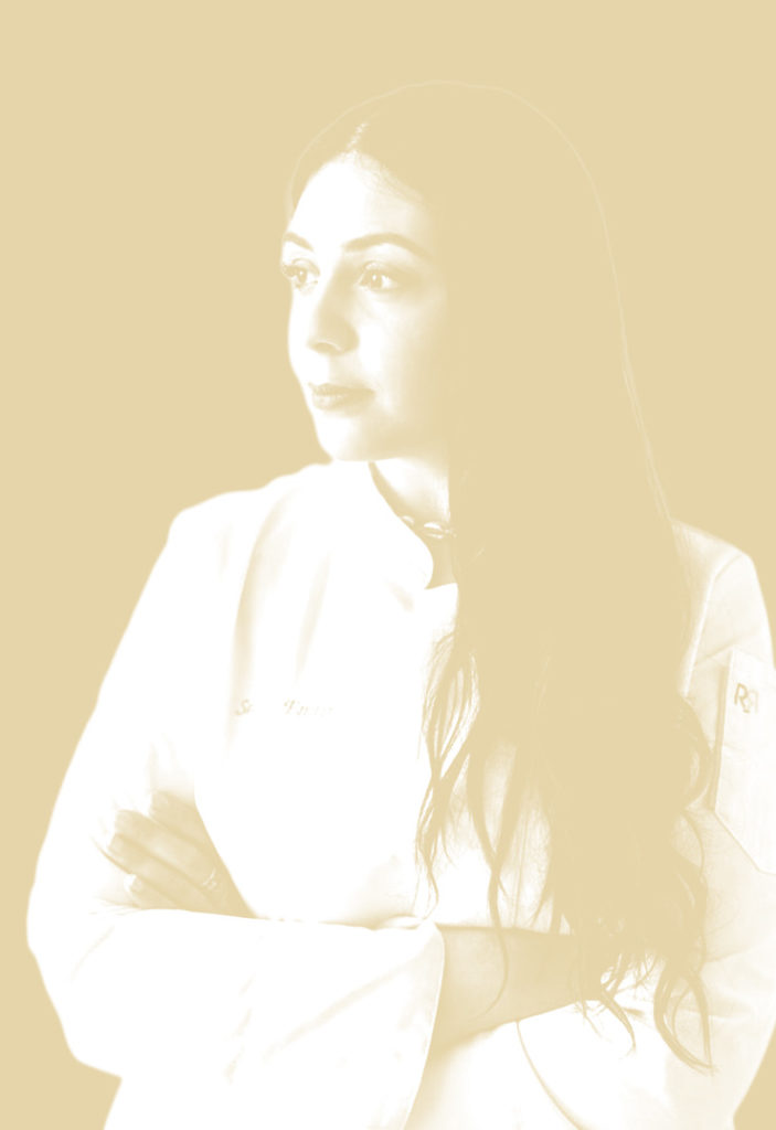 Sarah-EM-FondBeige